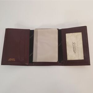 NEW Amity genuine leather wallet